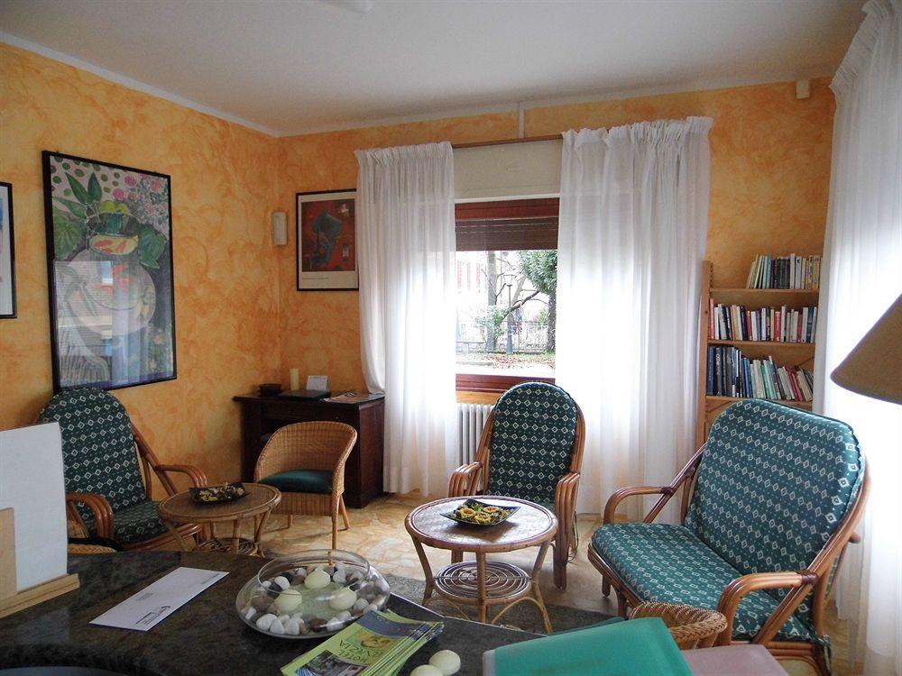 Hotel Elvezia Lake Maggiore Bagian luar foto