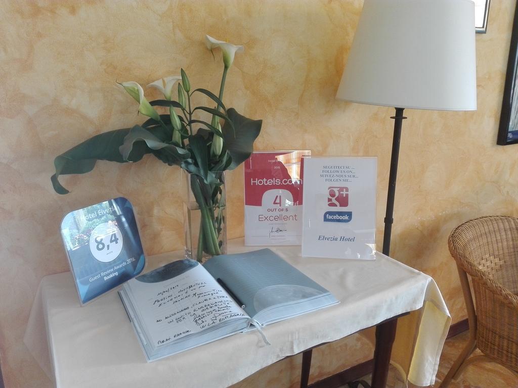 Hotel Elvezia Lake Maggiore Bagian luar foto