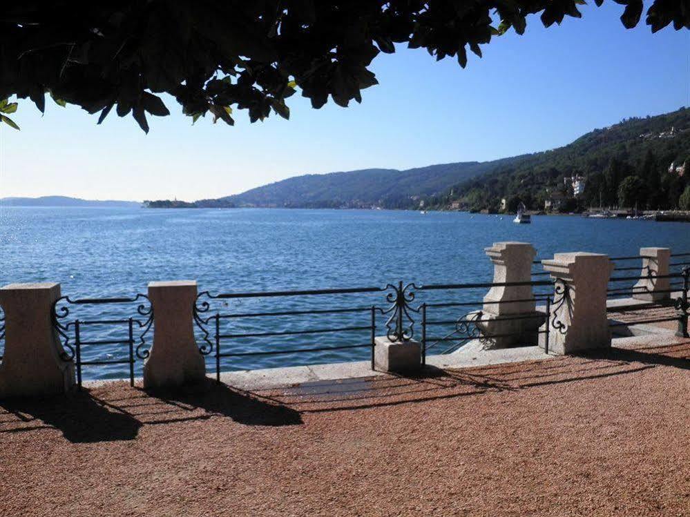 Hotel Elvezia Lake Maggiore Bagian luar foto
